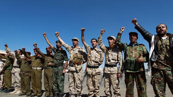 Los rebeldes hutíes asumen la batuta de la transición en Yemen