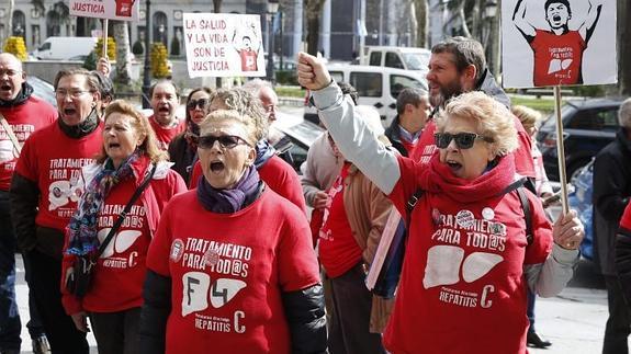 Sanidad incorpora hoy a la financiación pública dos nuevos fármacos contra la hepatitis C