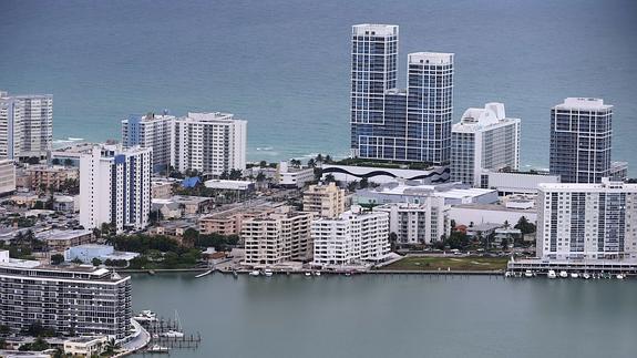 El 'boom' inmobiliario, arma en Miami Beach contra el aumento del nivel del mar