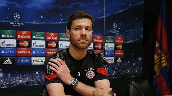 Xabi Alonso: «Es muy enriquecedor haber trabajado con Mourinho y Guardiola»