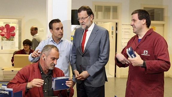 Rajoy señala que el reto es gobernar con eficacia y «mucha cordura»