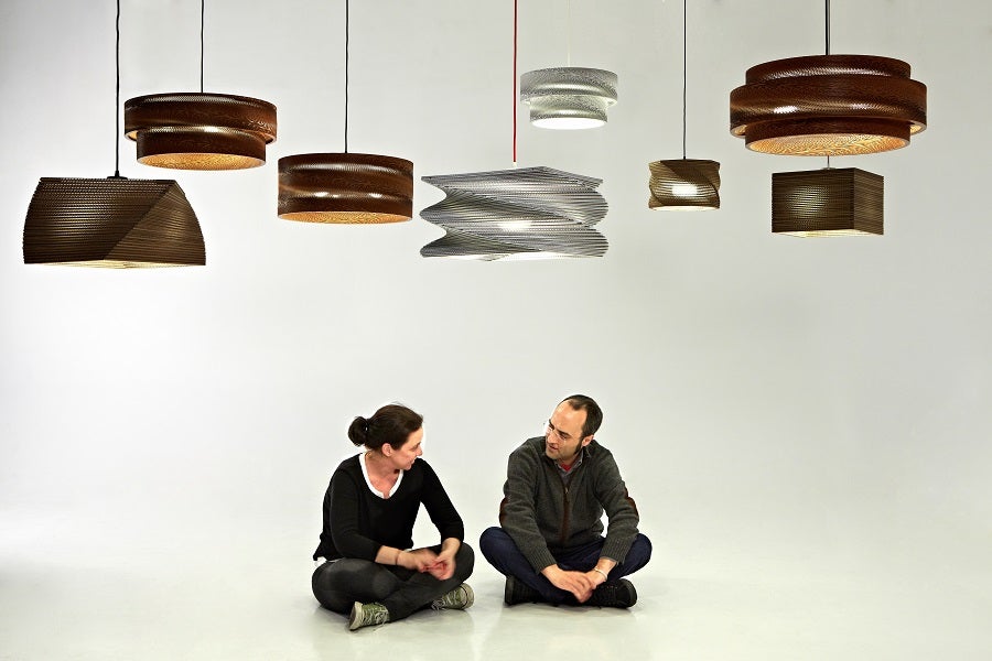 Del contenedor de papel a iluminar sitios con estilo