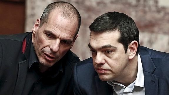 Varoufakis tenía preparado un sistema bancario paralelo