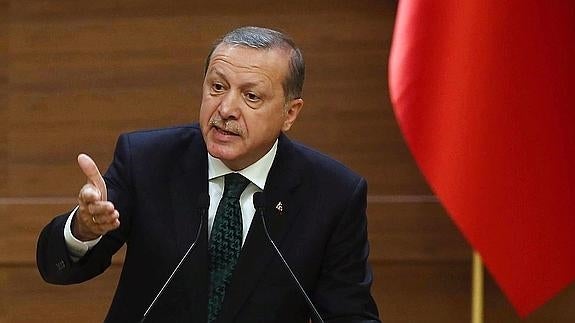 Erdogan convoca elecciones anticipadas en Turquía el 1 de noviembre