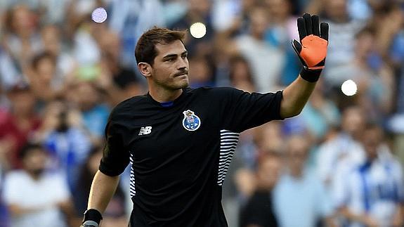 Casillas: «Ojalá que la final de la Champions sea Oporto-Real Madrid»