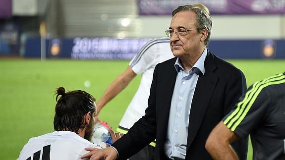 Florentino Pérez: «No podíamos dejar tirado a De Gea, pero en el United son inexpertos»