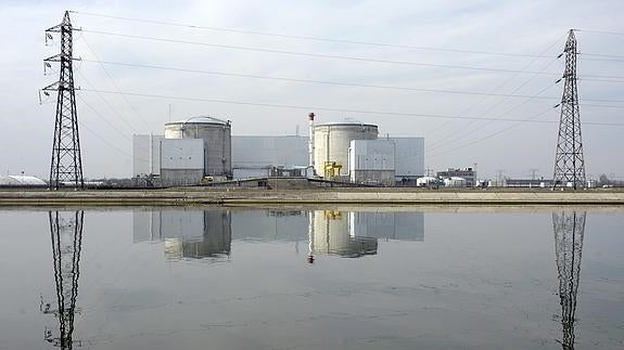 La central nuclear más antigua de Francia cerrará en 2018
