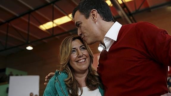 Pedro Sánchez y Susana Díaz unen fuerzas para frenar a Podemos