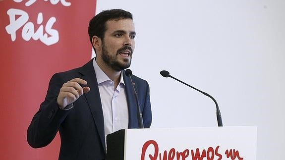 Garzón niega la disolución de IU