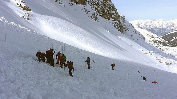 Cinco esquiadores checos mueren en un alud en los Alpes austriacos