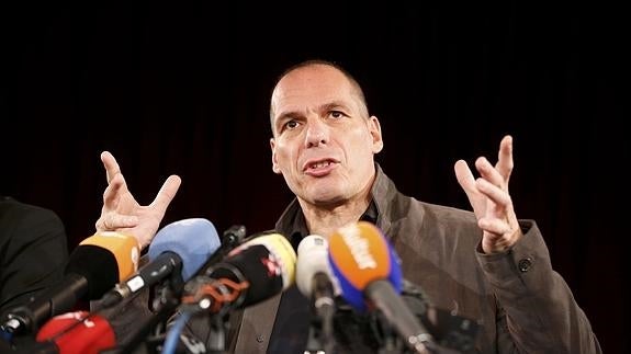 Varoufakis impulsa un movimiento para refundar la UE desde la izquierda