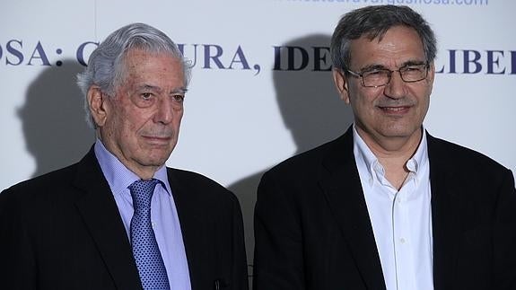 Vargas Llosa y Pamuk critican a la UE por su política de refugiados