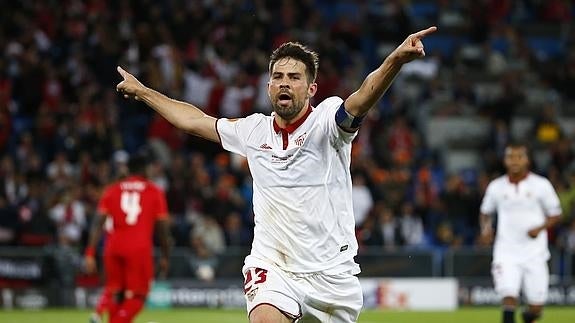 Coke: «Doy gracias a la gente que mata por el Sevilla, esto es para ellos»