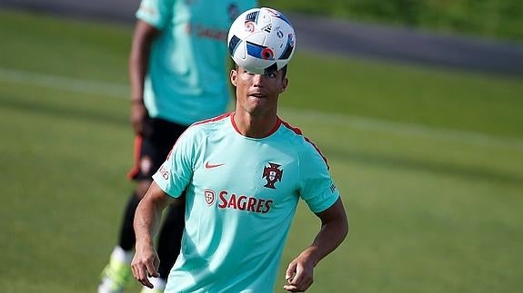 Cristiano Ronaldo y Pepe ya están con Portugal