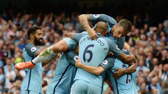 El City gana al West Ham y se une al United y al Chelsea en cabeza