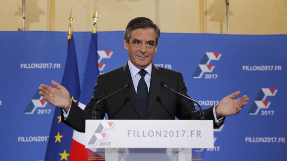 La derecha francesa elige a Fillon para asaltar el Elíseo