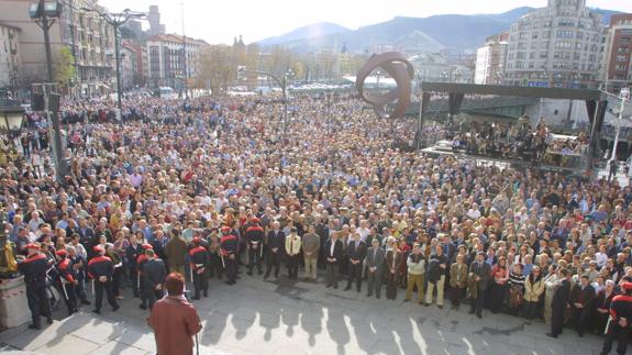 Víctimas de ETA y del GAL animan a acudir a la marcha por los presos etarras