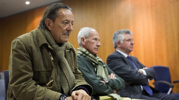 Suspenden el juicio contra Roca y Julián Muñoz por la incomparecencia de un abogado