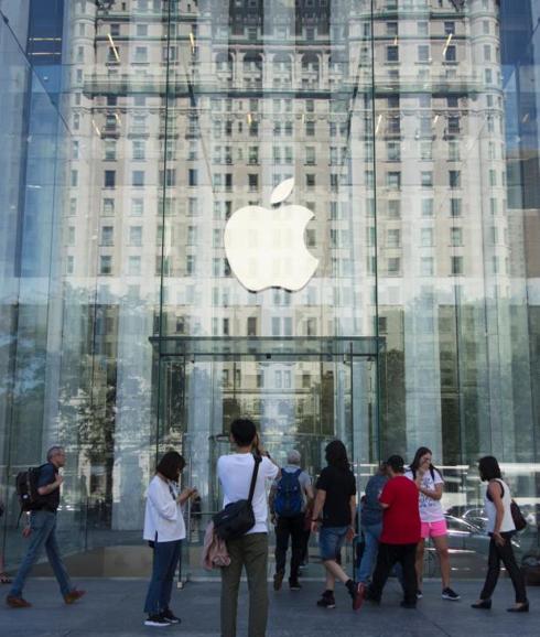 Apple ganó 17.891 millones de dólares en el primer trimestre, un 2,6 % menos