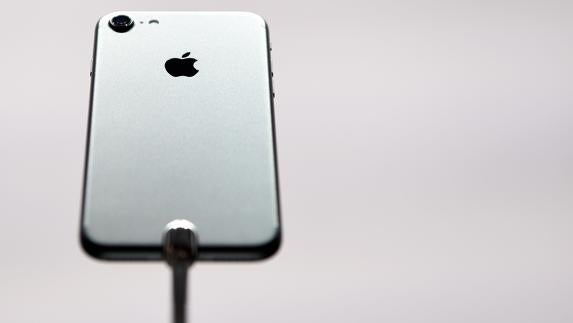 Apple estudia vender teléfonos usados en la India