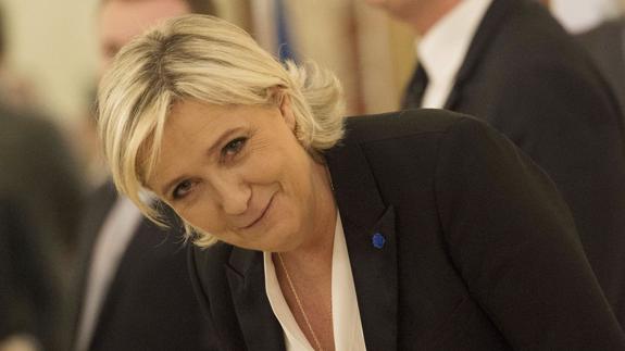 El embajador francés en Japón rechazará «servir» a Le Pen si es elegida presidenta