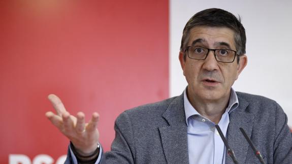 López alerta del riesgo de que el PSOE se hunda como en Francia o Grecia