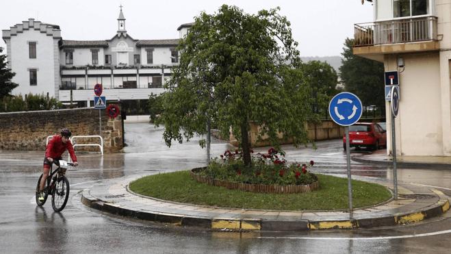 Muere un ciclista atropellado en Navarra