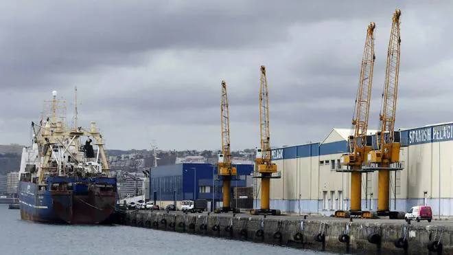 La patronal de la estiba rechaza la propuesta sindical por infringir la ley y los paros en los puertos vuelven el lunes