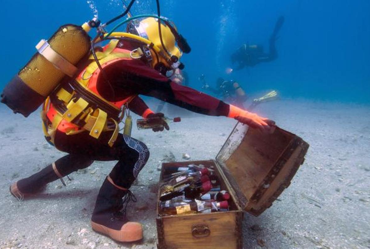 Vino a cuarenta metros bajo el mar