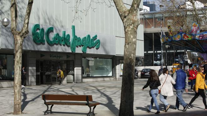 El Corte Inglés adelanta sus rebajas al 30 de junio por primera vez en su historia