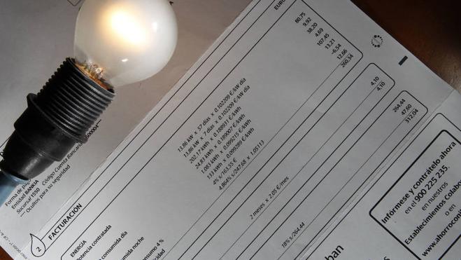 La luz sube un 1% en junio y cierra el primer semestre con un precio un 18,4% superior al de 2016