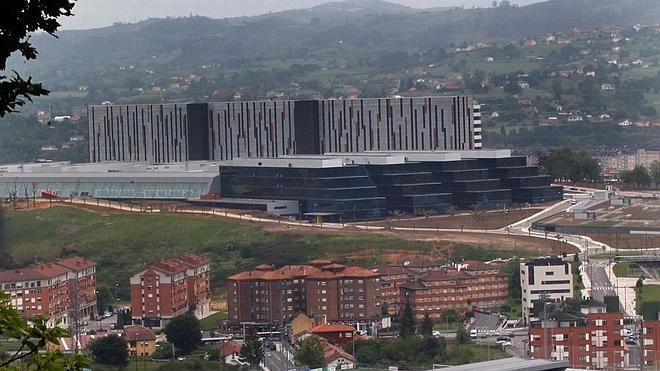 Blanco cree que «no habrá ninguna dificultad» para lograr la licencia del HUCA