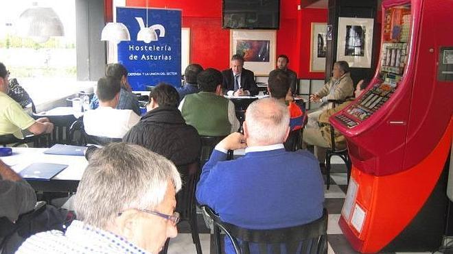 Primeros pasos de la junta hostelera