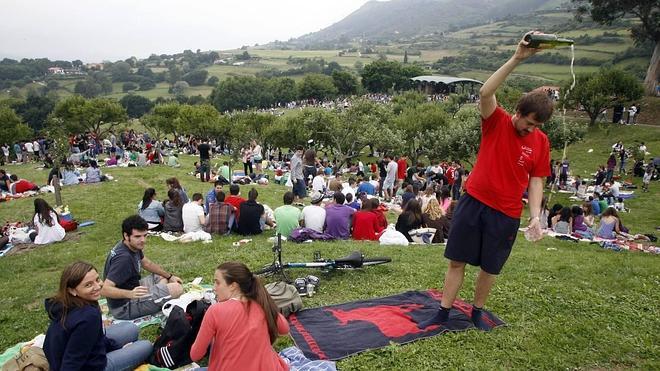 Oviedo celebra el Martes de Campo