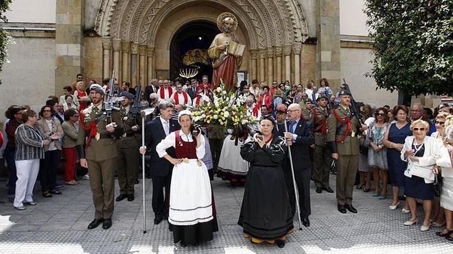 San Pedro saca a los felguerinos a la calle