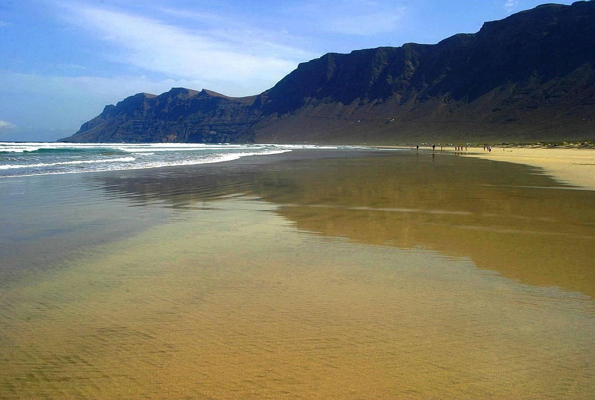 16 escapadas con vuelo directo desde Asturias para este verano