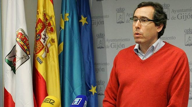 Couto considera el decreto sobre horarios comerciales una equivocación