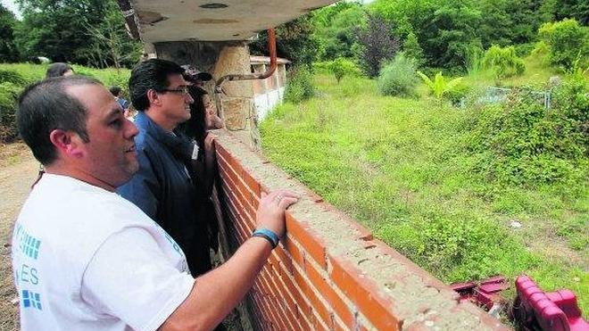 La Plataforma pro piscinas de Langreo quiere abrir Pénjamo