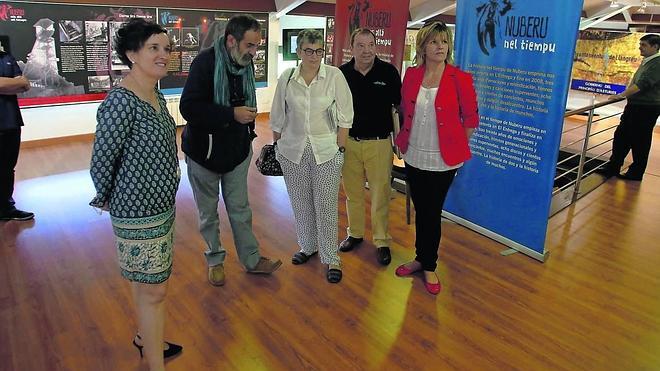 La alcaldesa de Langreo apela a la «responsabilidad» para abrir las piscinas de Riaño en julio