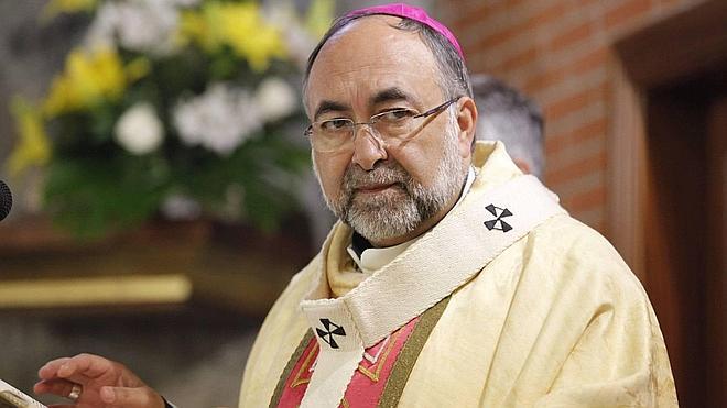 El arzobispo espera estar estar recuperado para presidir la misa del 8 de septiembre en Covadonga