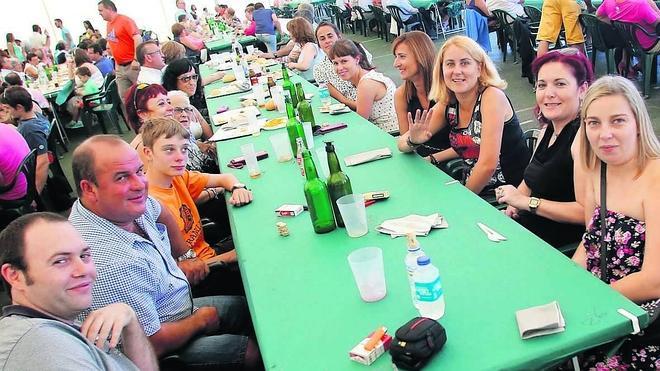 Barros se prepara para la jira y la danza prima