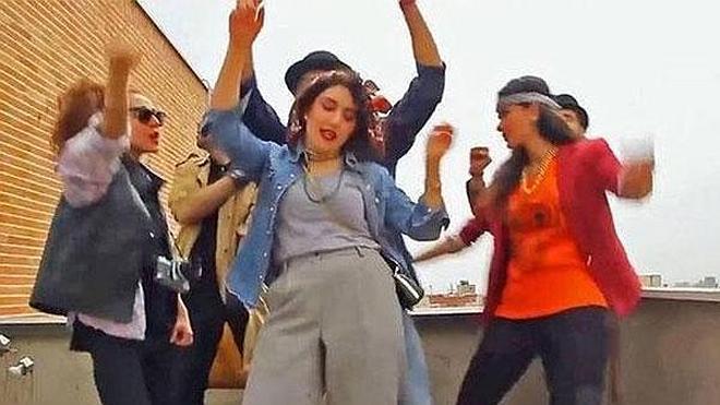 Prisión y 91 latigazos para los iraníes que grabaron un vídeo viral bailando 'Happy'