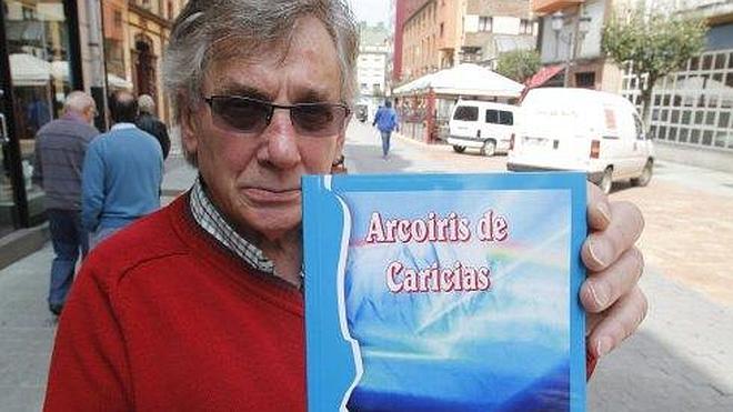 «La poesía es muy necesaria para la vida, todos deberíamos leerla»