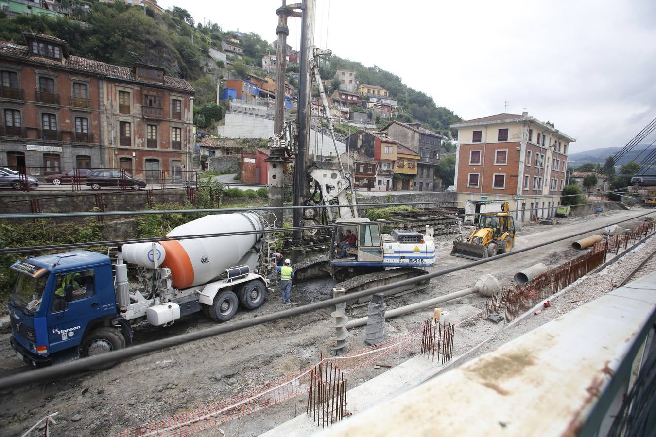 La plataforma del soterramiento de Langreo reclama que la obra termine durante el próximo año