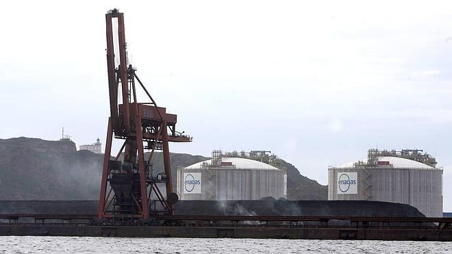 Foro dirigirá la comisión que investigará los sobrecostes de El Musel