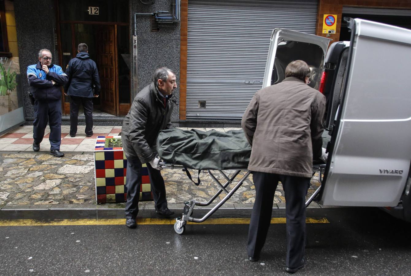 Los octogenarios muertos presentaban «múltiples heridas por arma blanca»