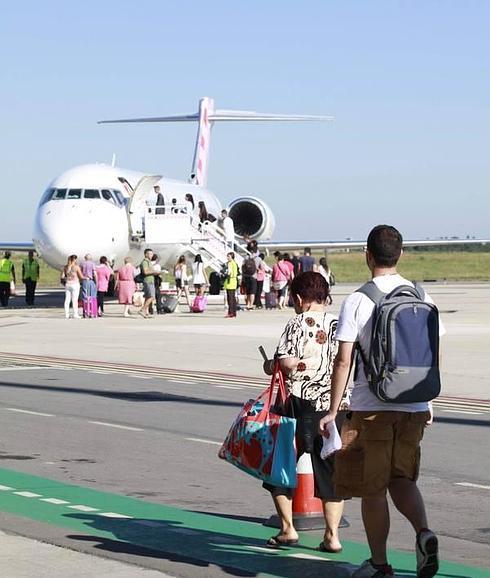 Volotea descarta vuelos con Madrid, pero planea enlaces internacionales