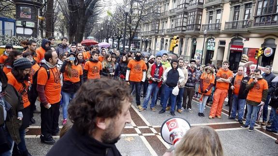 Continúan las protestas de los trabajadores de Burger King de Gijón