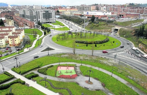 El Principado proyecta un paso elevado sobre la glorieta de Luis Oliver en la AS-II