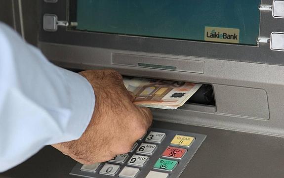 Si le llaman del banco, cójalo. Podrían bloquear su cuenta